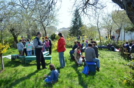 Ateliere de creaţie pentru copii în poieniţa lui Arghezi